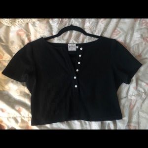 cropped black top